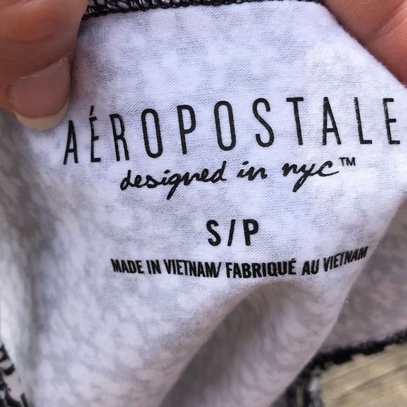 💫4/30 AEROPOSTALE Floral Stretchy Crop Top - Picture 8 of 9